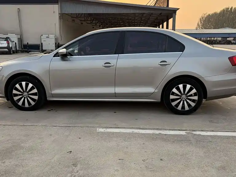 Volkswagen Sagitar — миниатюра 7