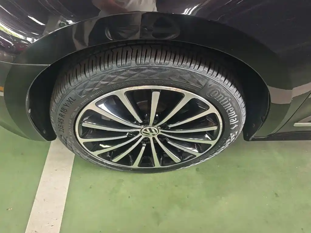 Volkswagen Passat — миниатюра 23