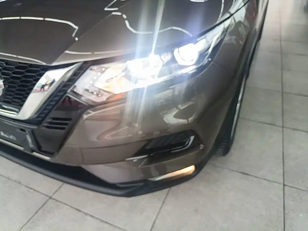 Nissan Qashqai — миниатюра 24