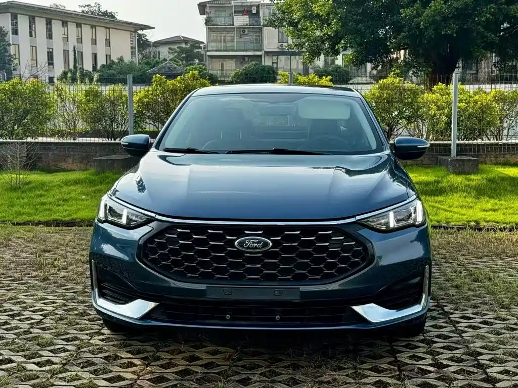 Ford Escort — миниатюра 3