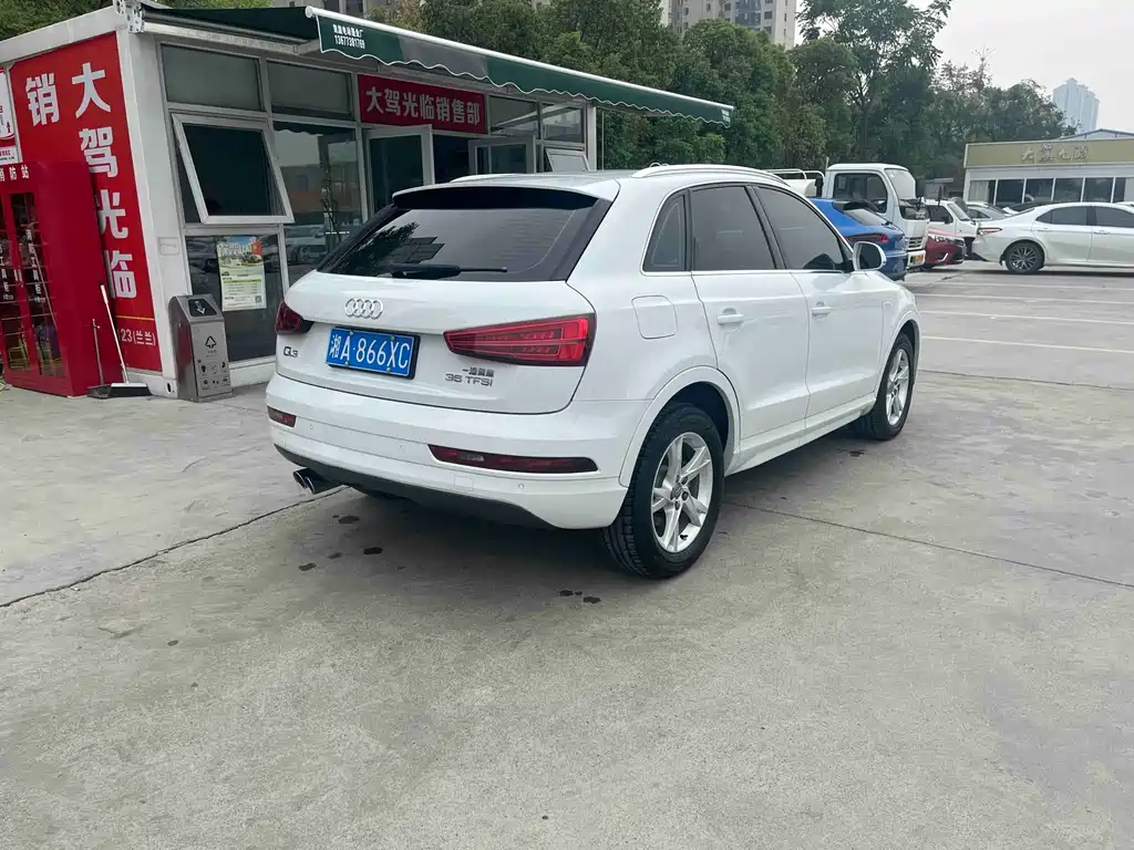Audi Q3 — миниатюра 6