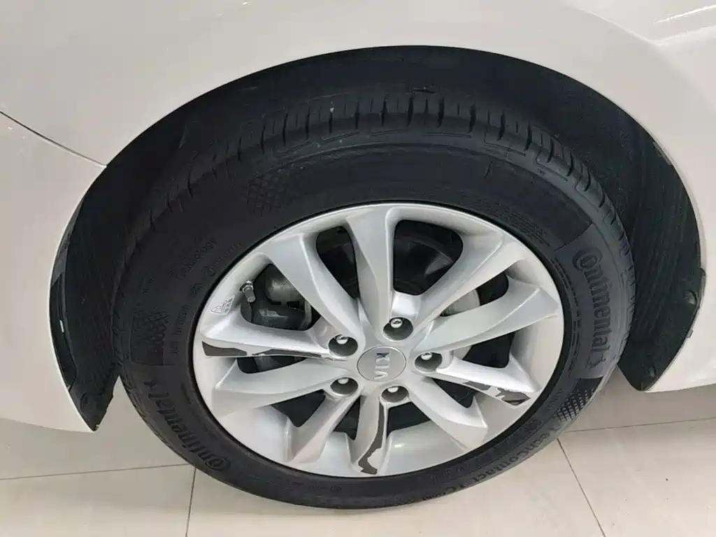 Kia K3 — миниатюра 23