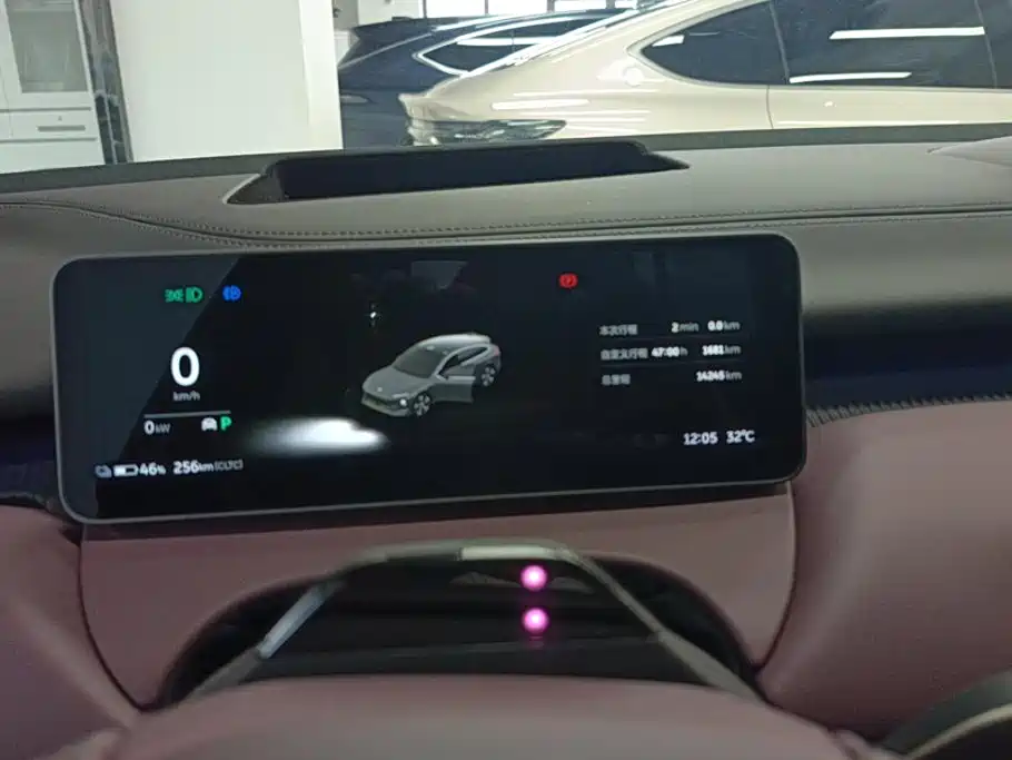 NIO ET5T — миниатюра 14