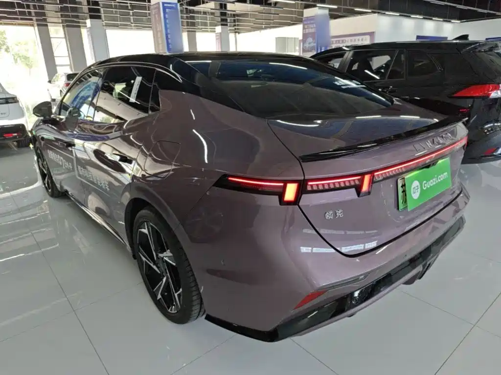 Lynk & Co 07 EM-P — миниатюра 5