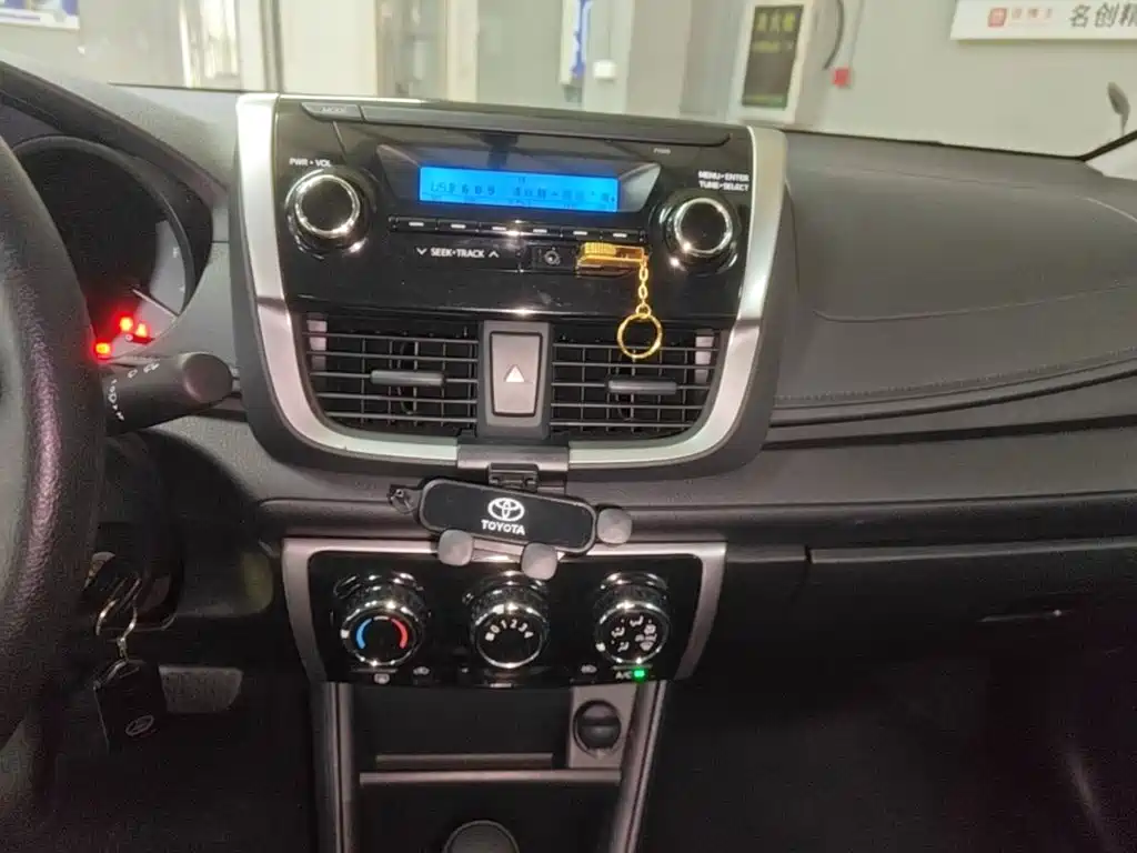 Toyota Vios — миниатюра 13