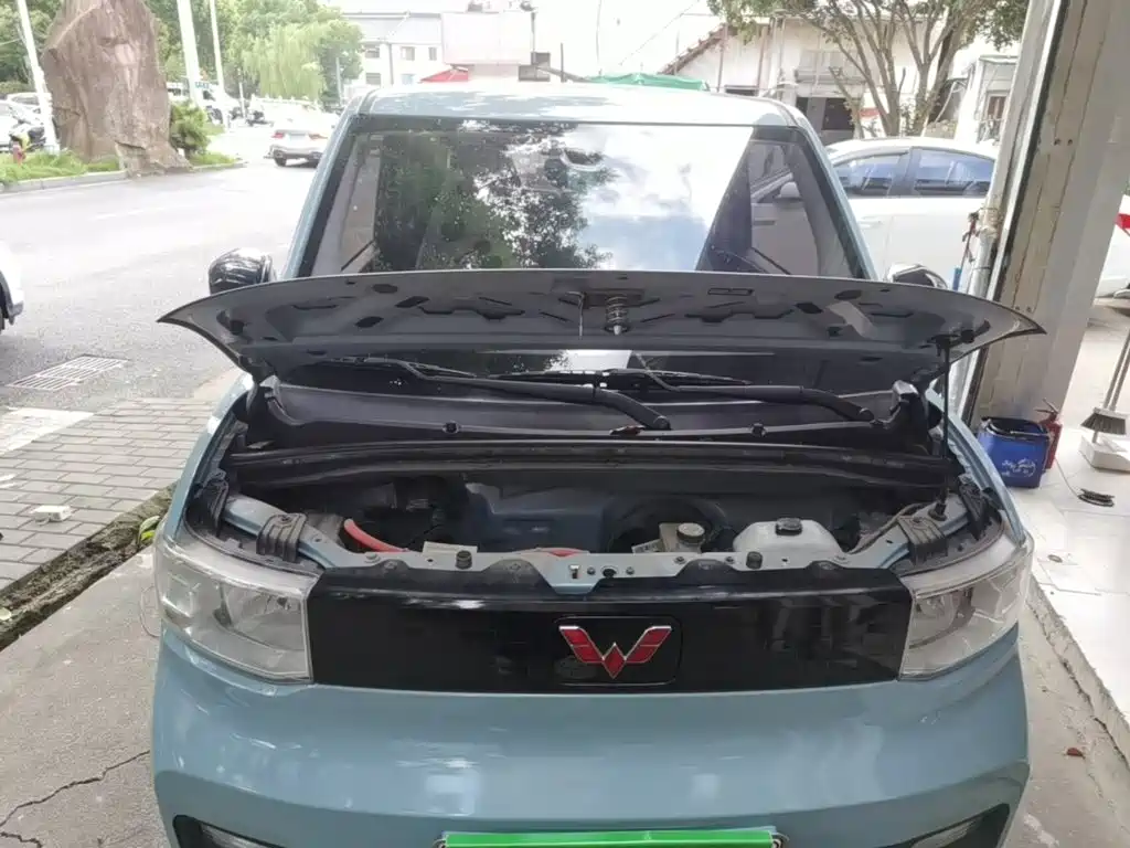 Wuling MINIEV — миниатюра 20