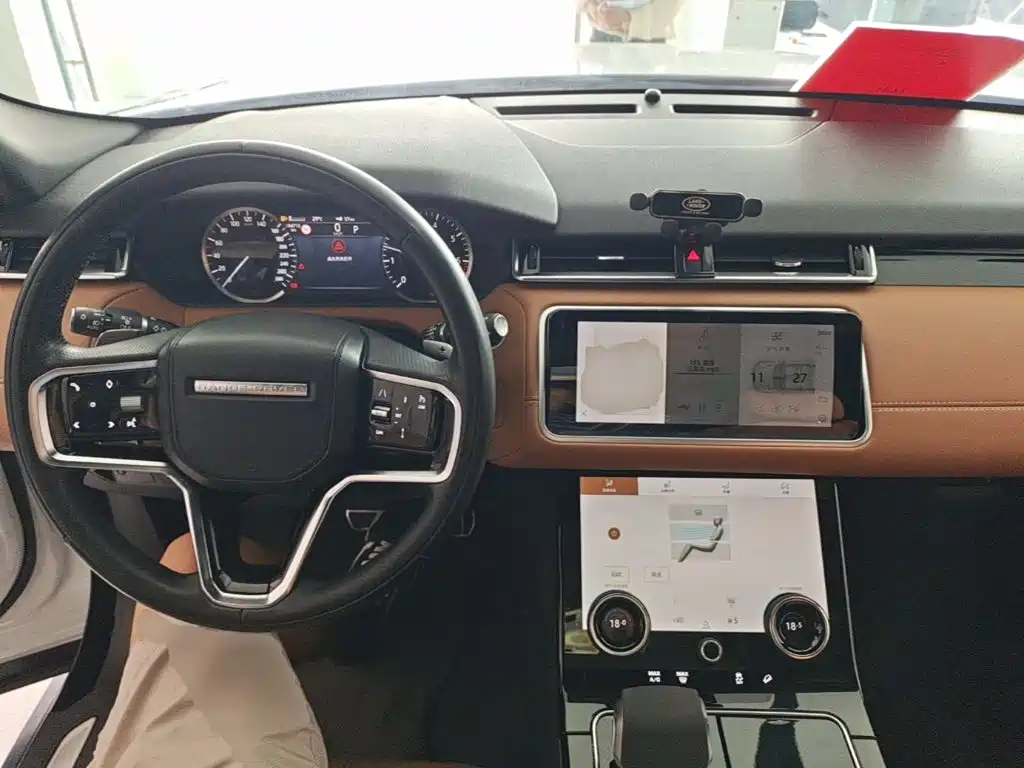 Land Rover Velar — миниатюра 10