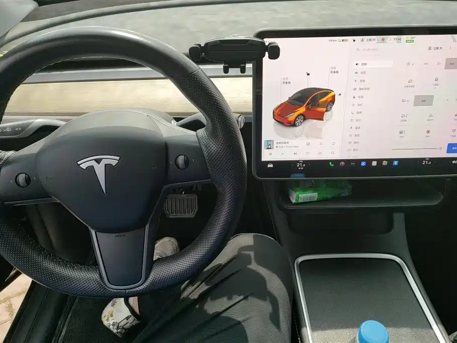 Tesla Model Y — фотографии объявления, Фото 12