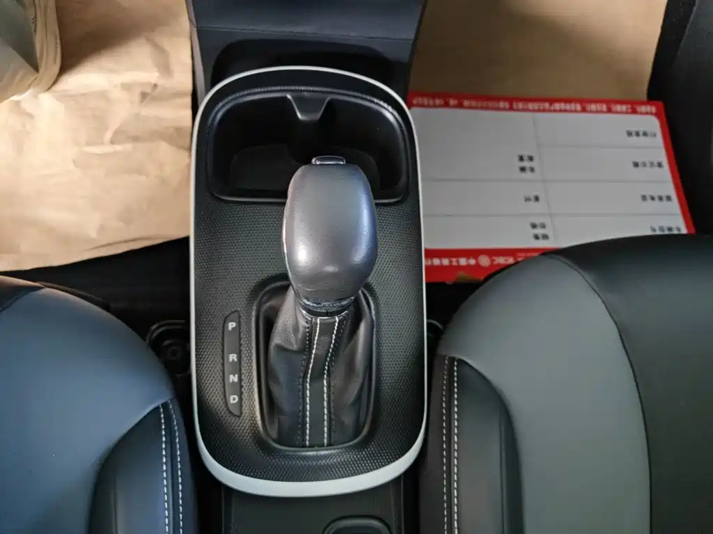 Roewe Clever — миниатюра 14