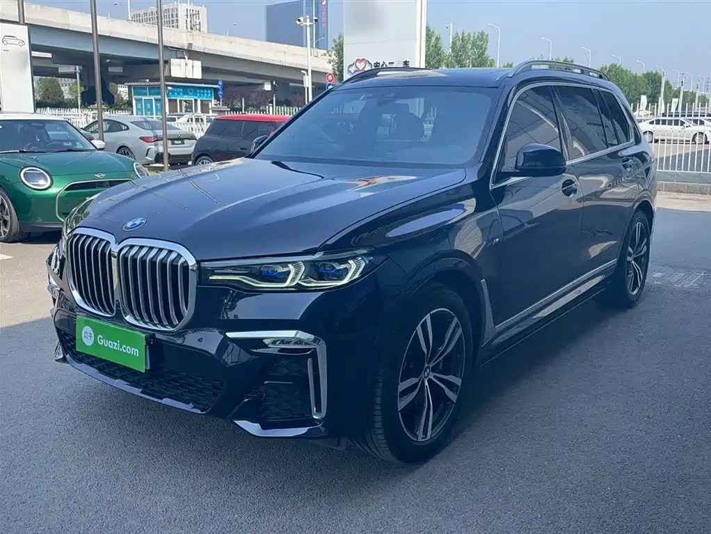 BMW X7 2022 xDrive40i Premium M Sport