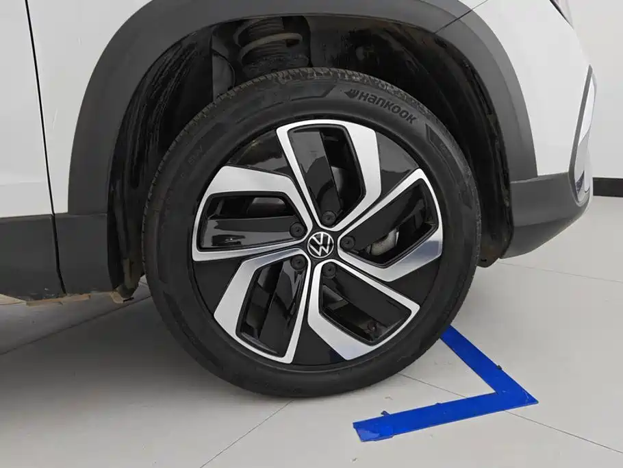 Volkswagen Tharu — миниатюра 6