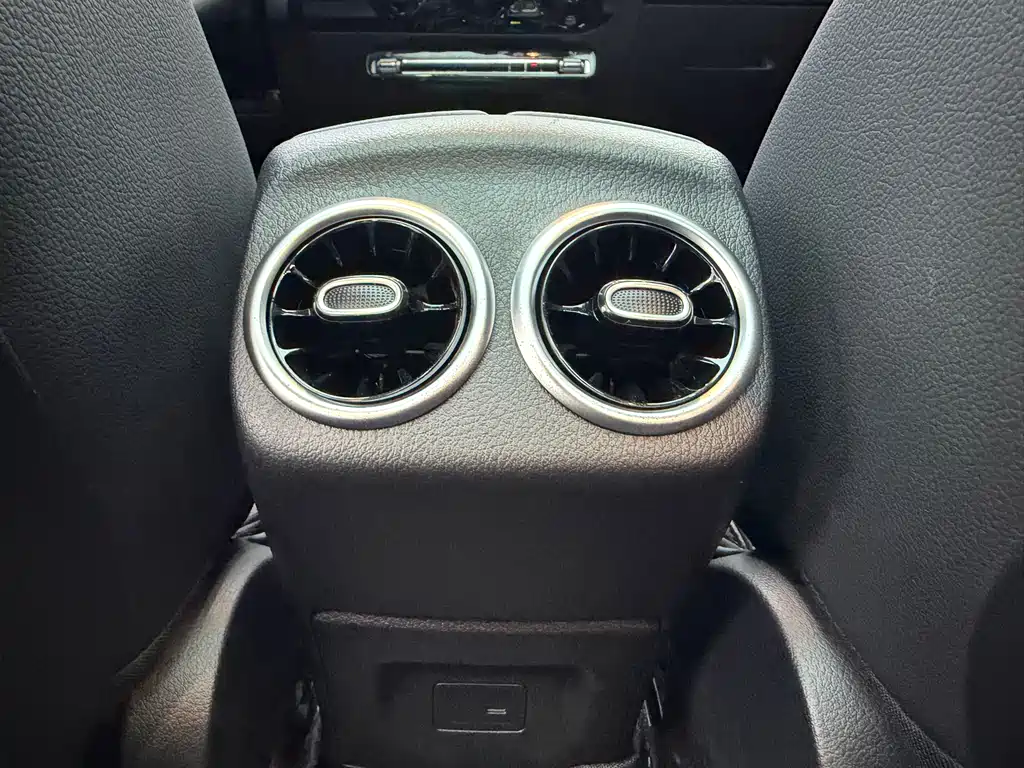 Mercedes-Benz A-Class — миниатюра 16
