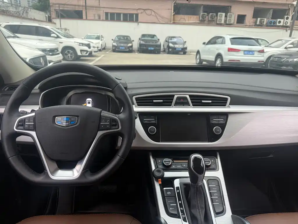 Geely Boyue — миниатюра 8