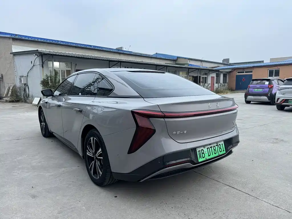Hongqi Hongqi EH7 — миниатюра 10
