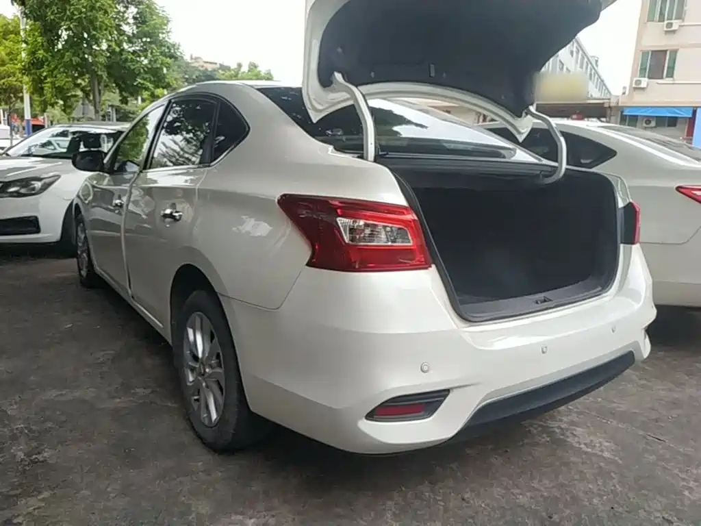 Nissan Sylphy — миниатюра 5