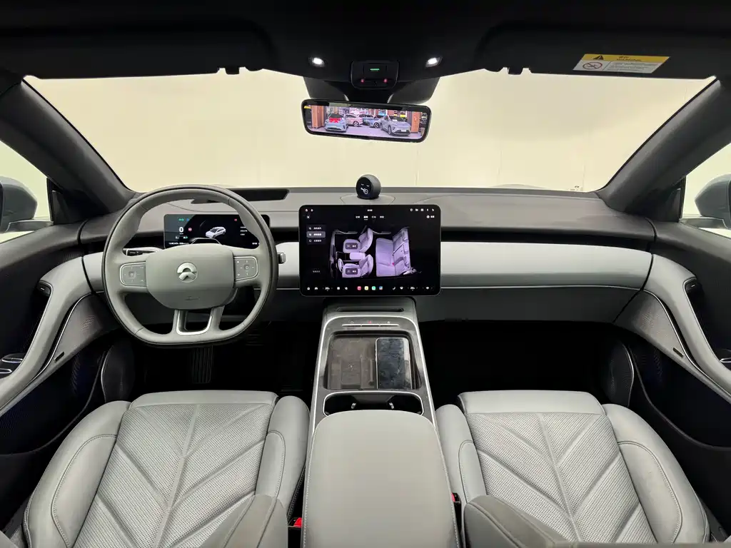 NIO ET5T 2025 75kWh Touring