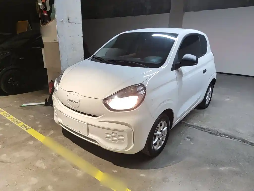 Roewe Clever — миниатюра 2