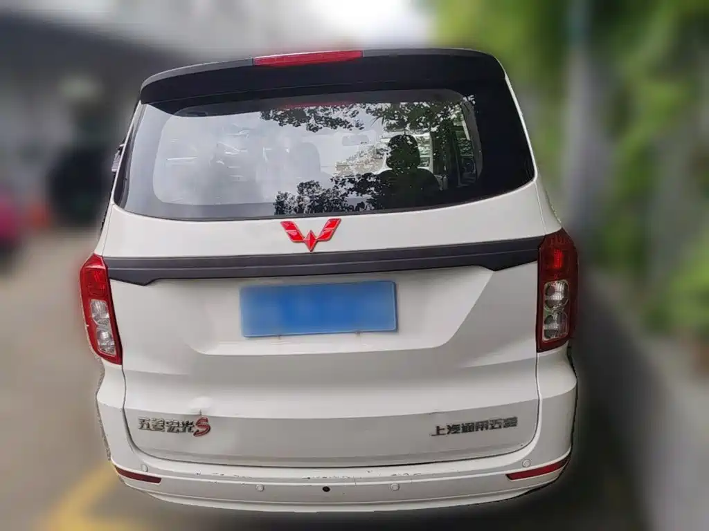 Wuling Hongguang — миниатюра 8