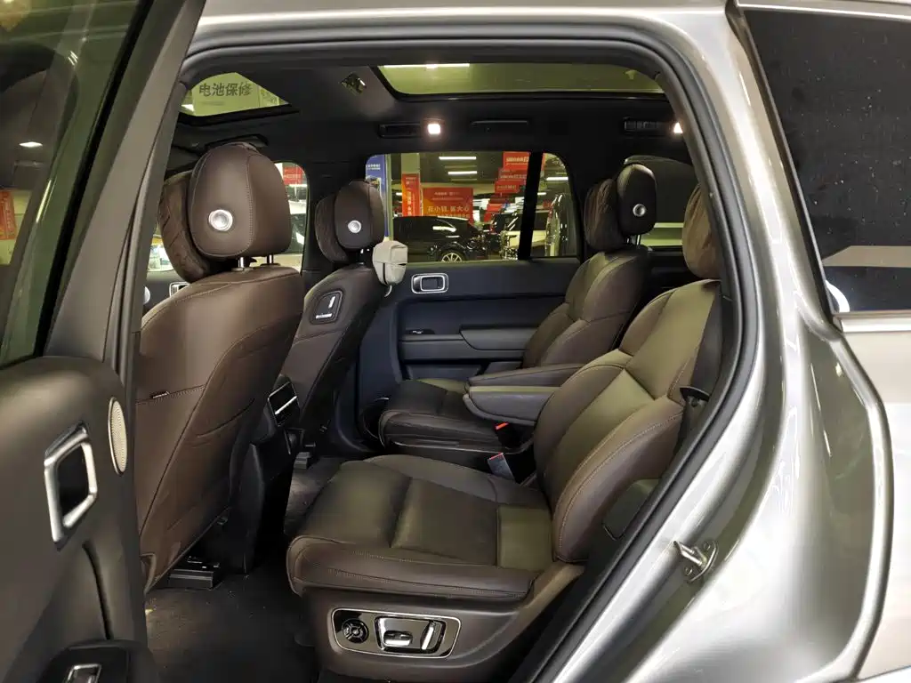 Li Auto Li L8 — миниатюра 9