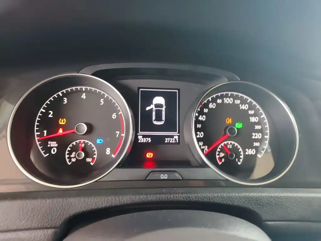 Volkswagen Golf — миниатюра 12