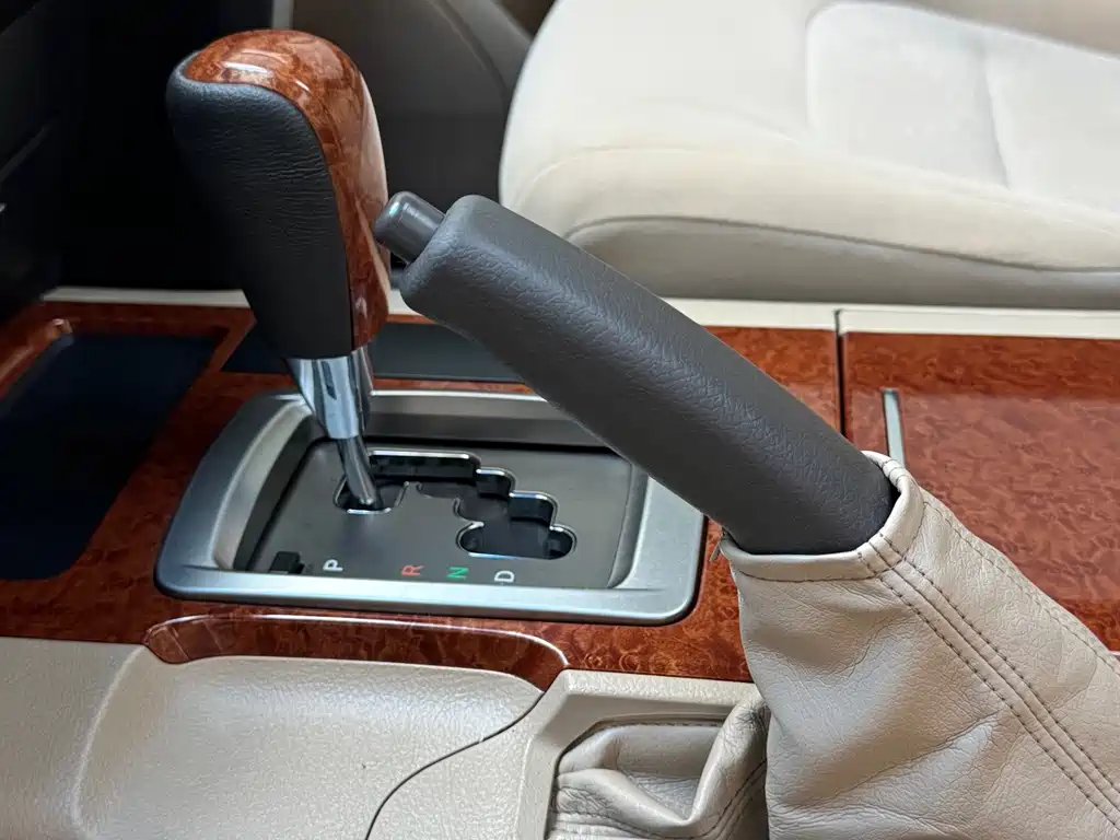 Toyota Land Cruiser — миниатюра 30