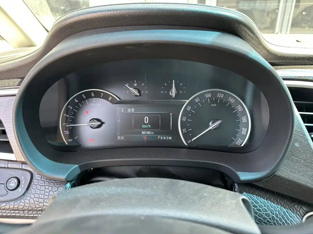 Buick GL8 — миниатюра 7