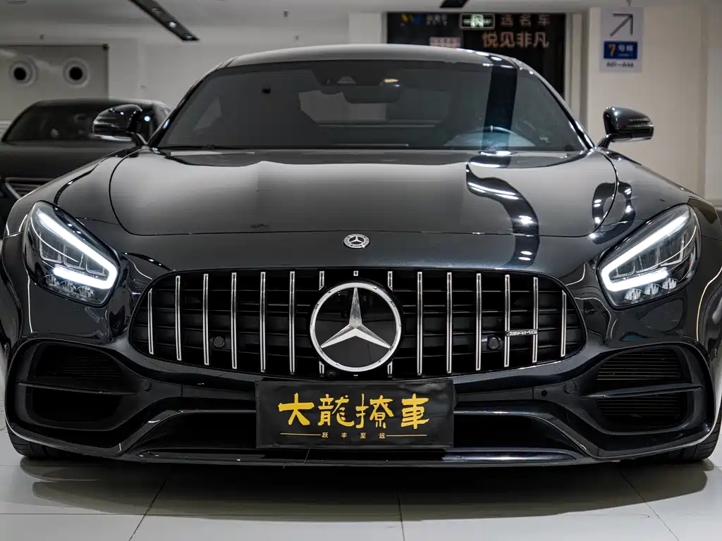 MERCEDES-BENZ AMG GT