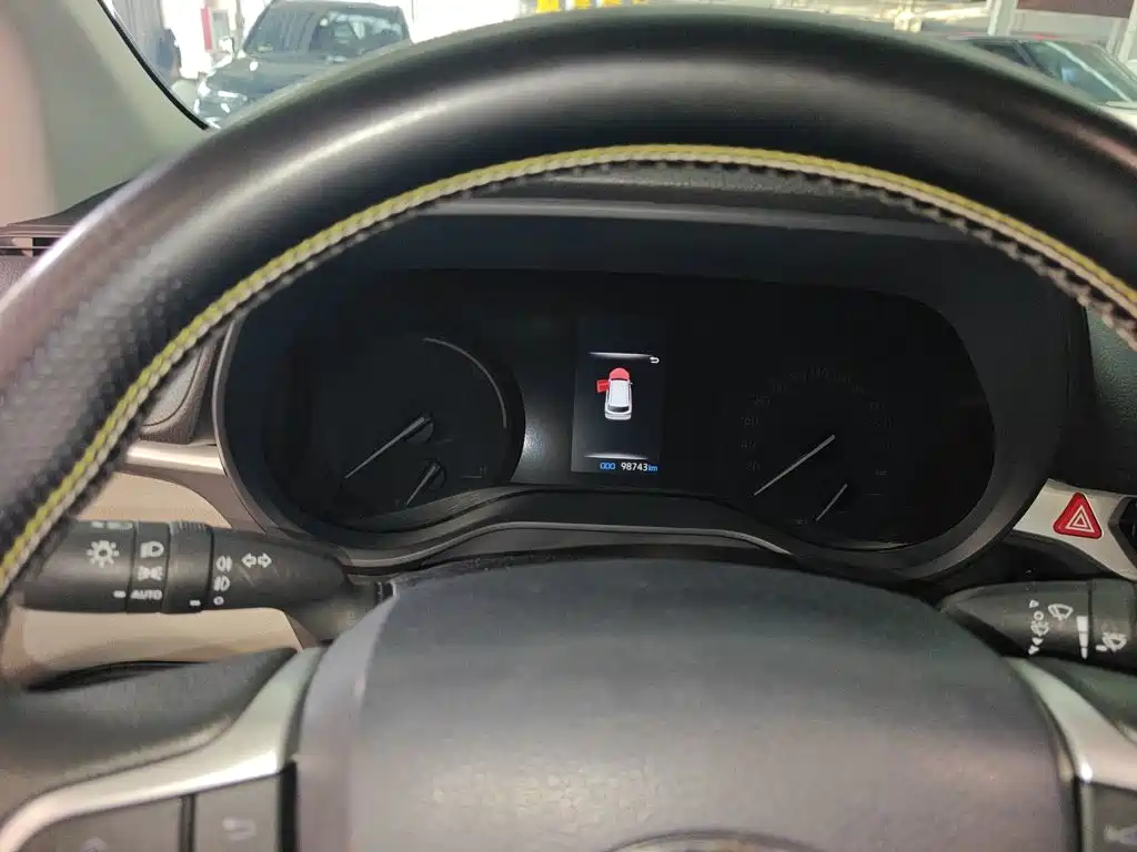 Toyota Granvia 2023 2.5L Comfort