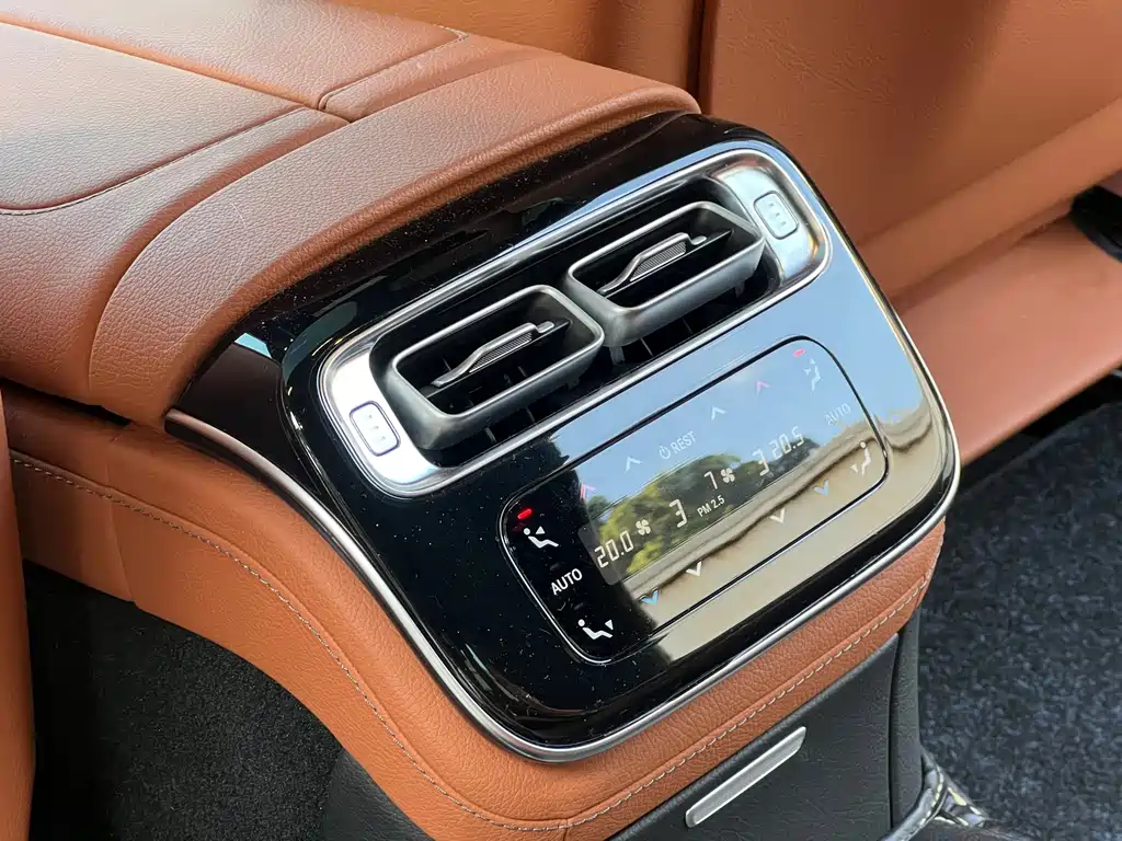 Mercedes-Benz S-Class — миниатюра 19