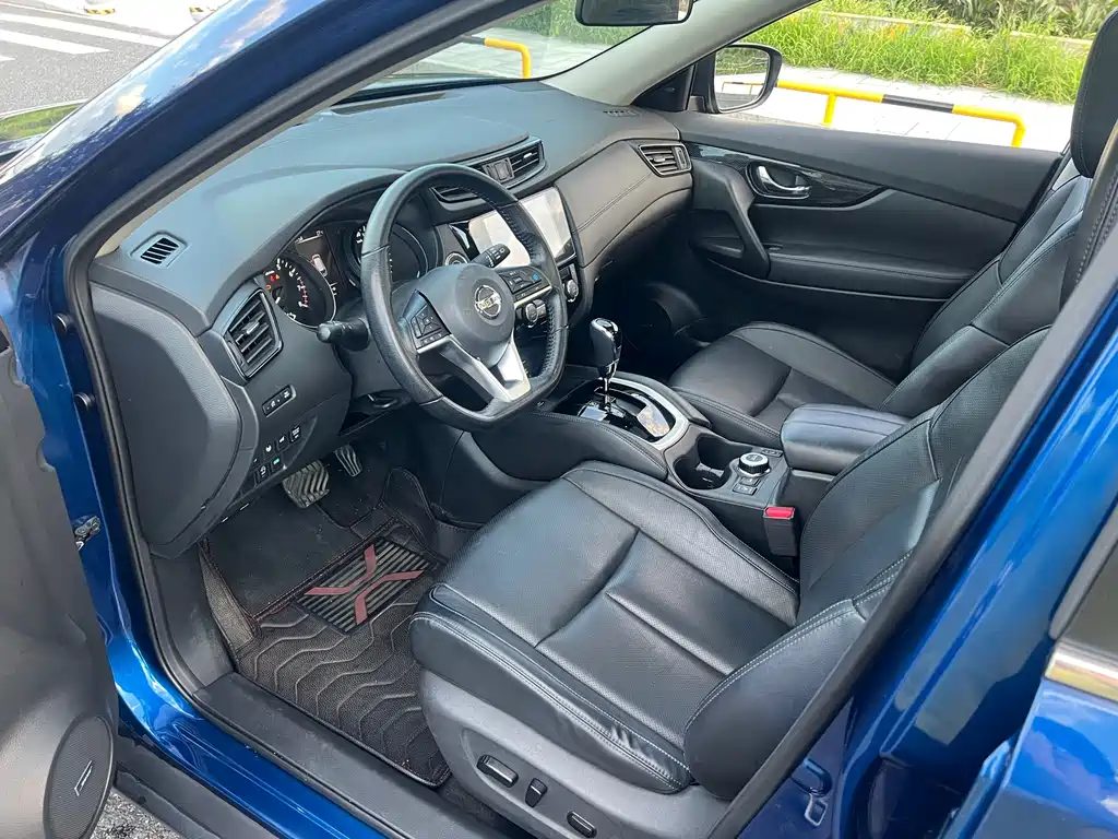 Nissan X-Trail — миниатюра 11