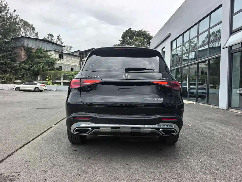 Mercedes-Benz GLC — миниатюра 11
