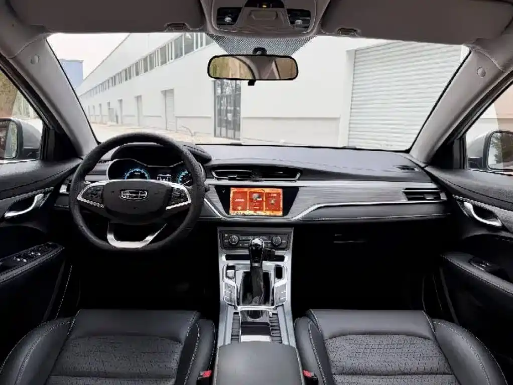 Geely Emgrand — миниатюра 6