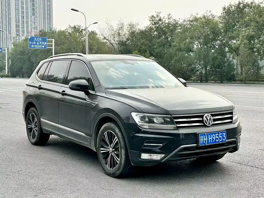 Volkswagen Tiguan L — миниатюра 3