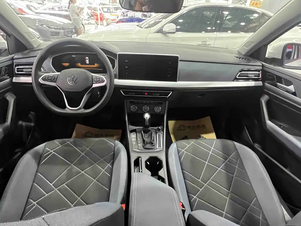Volkswagen Lavida — миниатюра 7