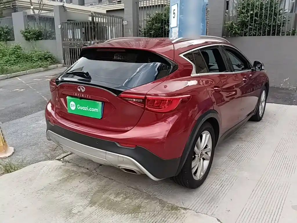 Infiniti QX30 — миниатюра 7