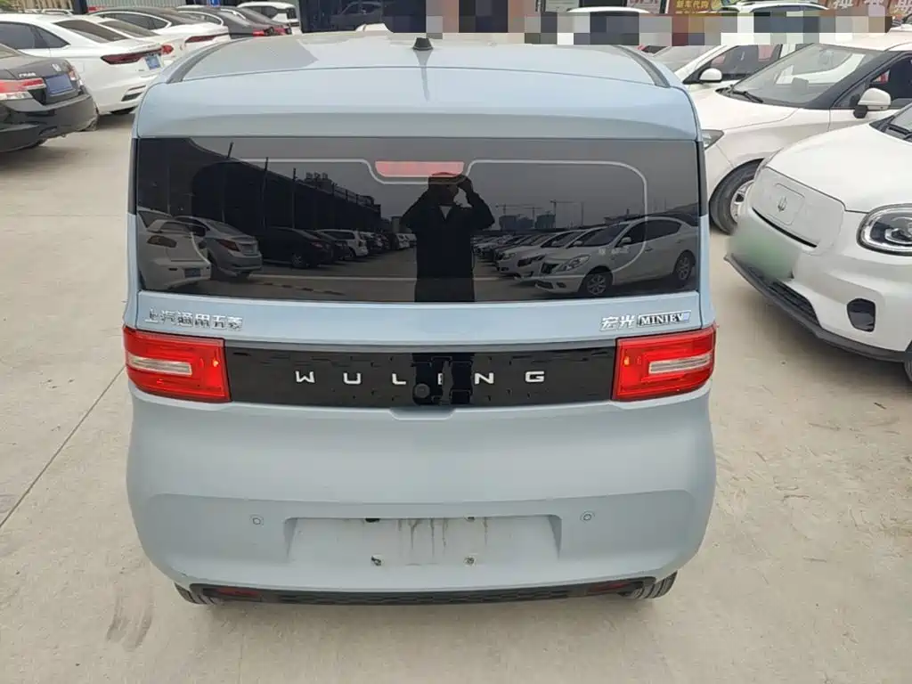 Wuling MINIEV — миниатюра 6