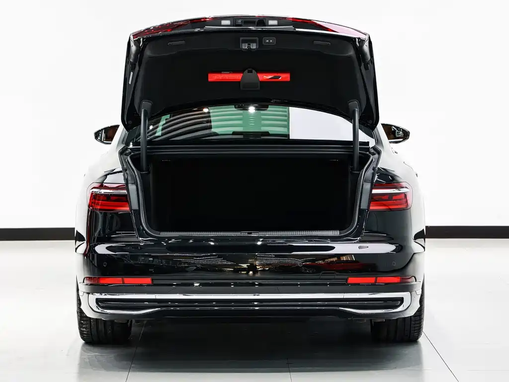 Audi A8 — миниатюра 14