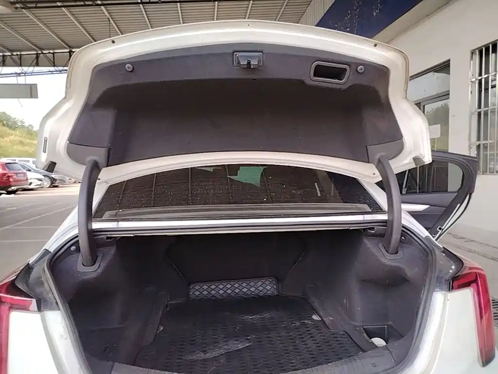 Cadillac CT5 — миниатюра 19