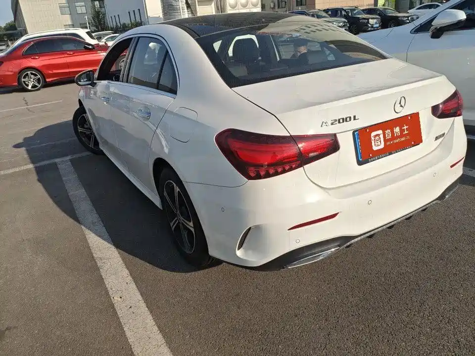 Mercedes-Benz A-Class — миниатюра 3