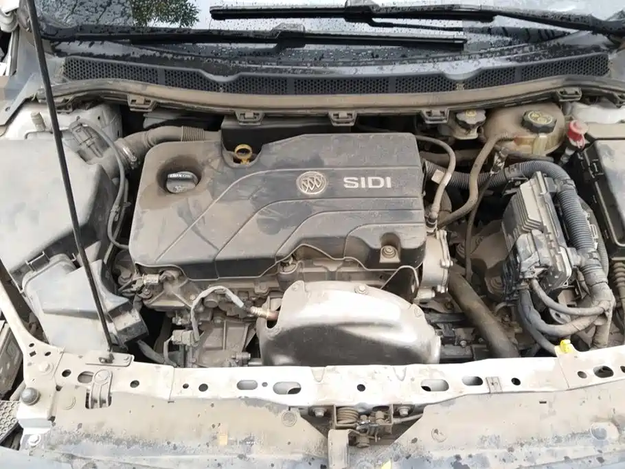 Buick Verano — миниатюра 10