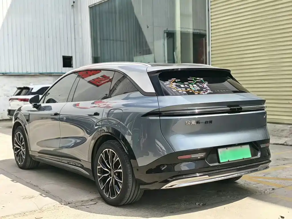 Zeekr 7X — миниатюра 7