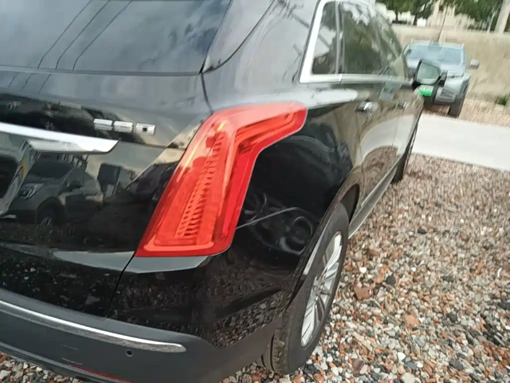 Cadillac XT5 — миниатюра 8