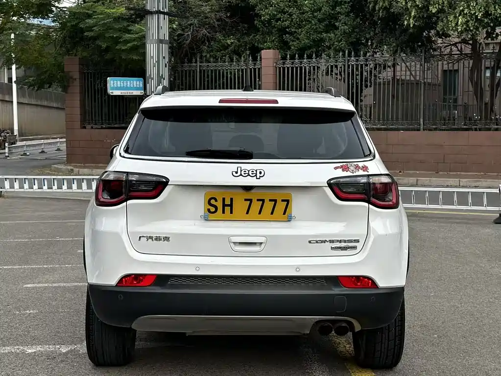 Jeep Compass — миниатюра 4