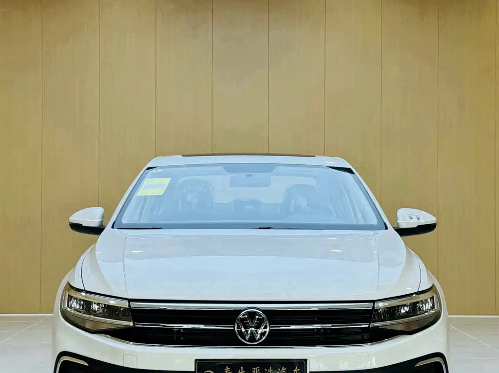 Volkswagen Bora — миниатюра 2