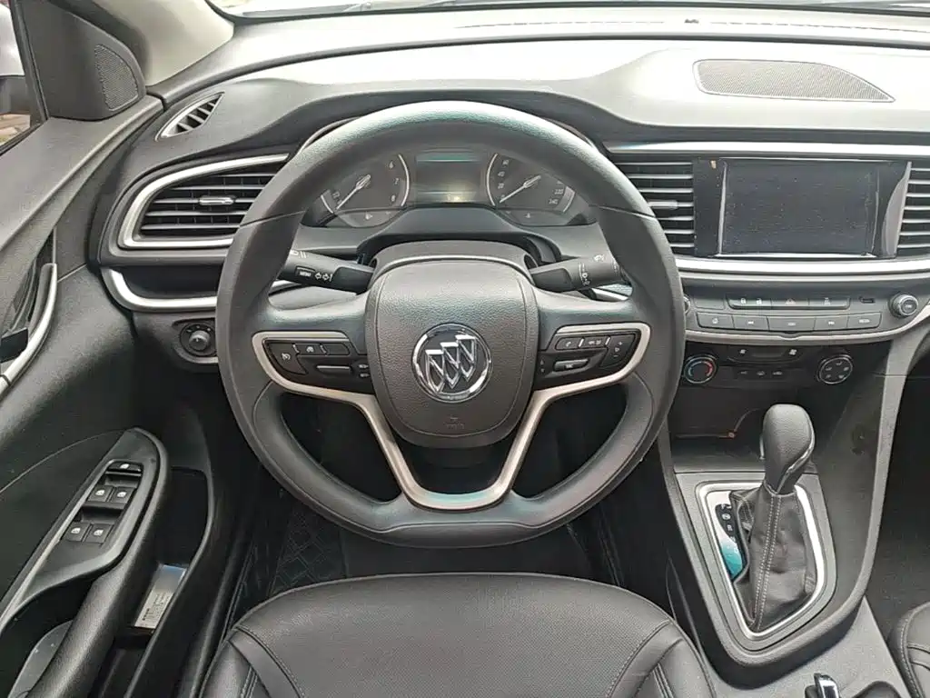 Buick Excelle — миниатюра 15