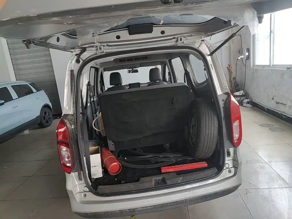 Wuling Hongguang EV — миниатюра 19