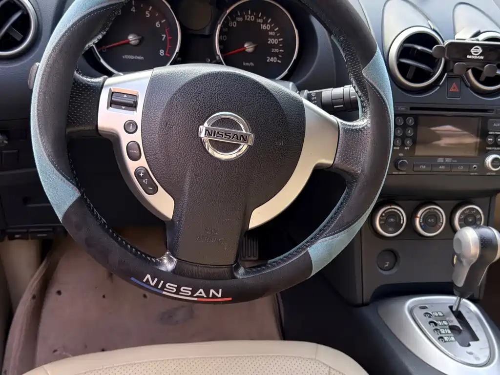 Nissan Qashqai — миниатюра 13