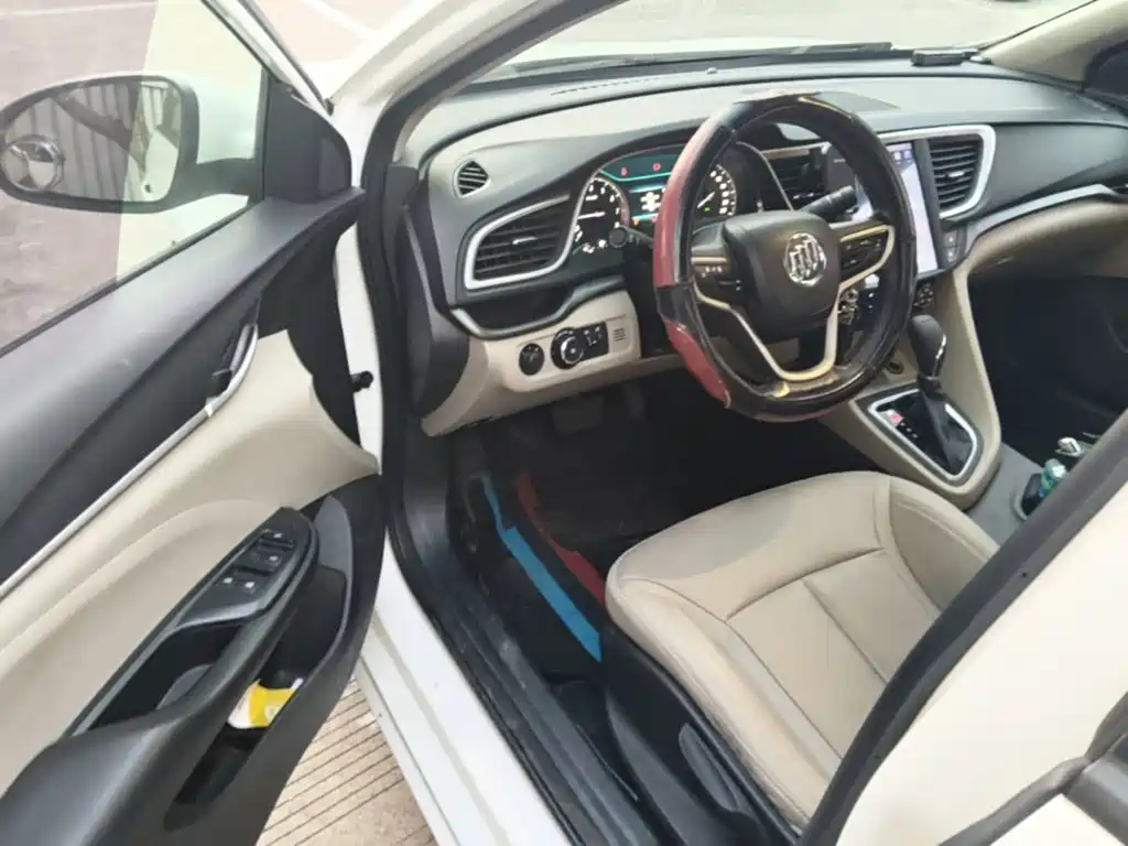Buick Excelle — миниатюра 16