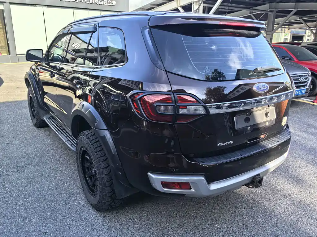 Ford Everest — миниатюра 7