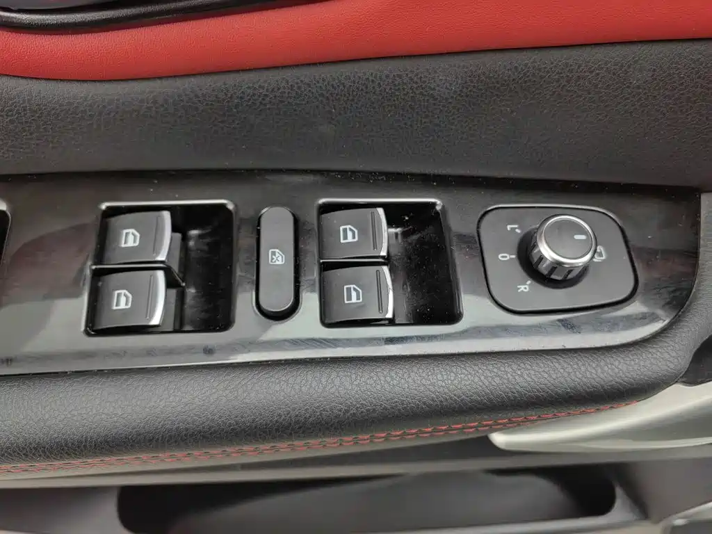 Haval H1 2015 1.5L AMT Luxury
